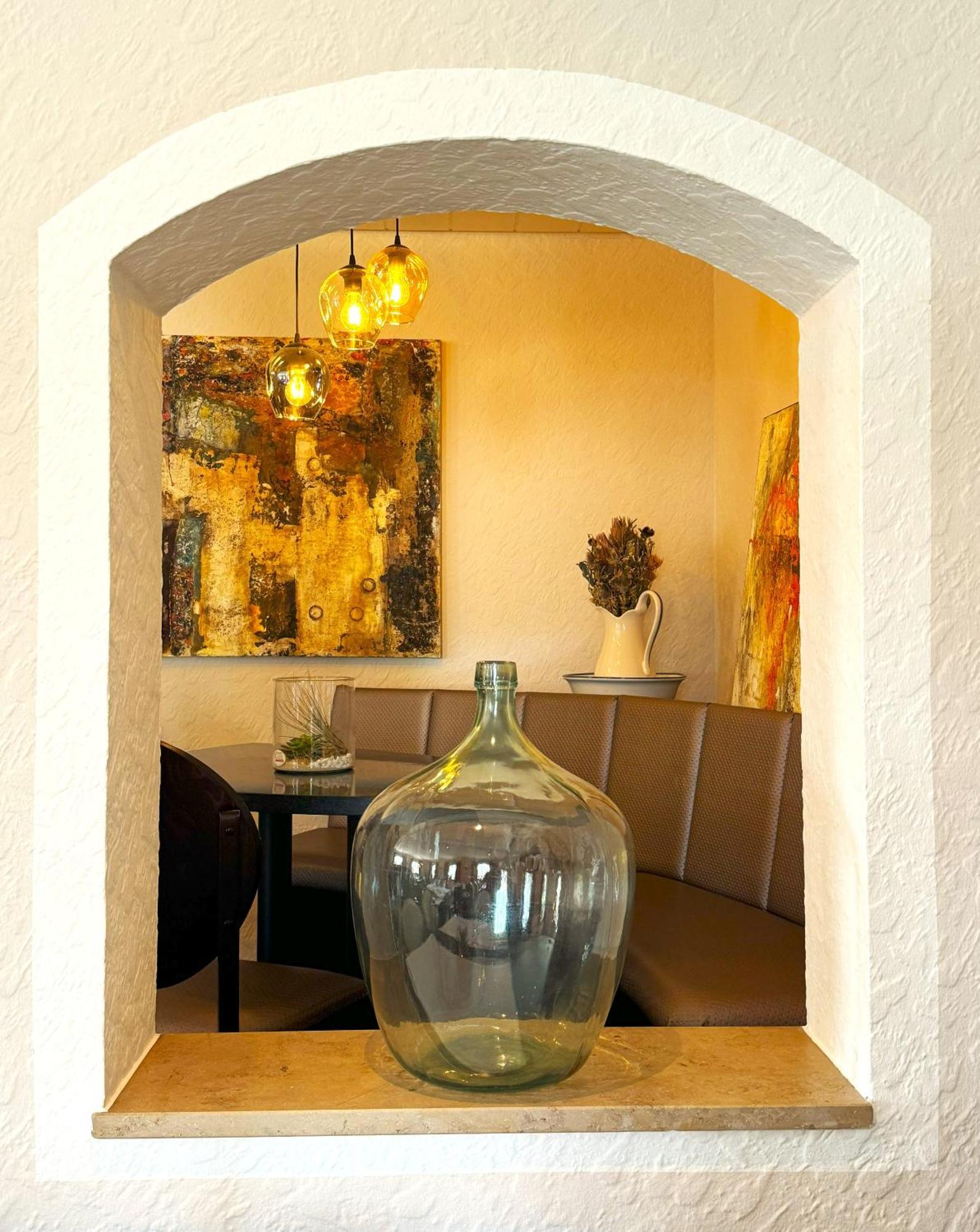 Gasthaus Lamm นอยเอนชตัดท์ อัม คอเคอร์ ภายนอก รูปภาพ